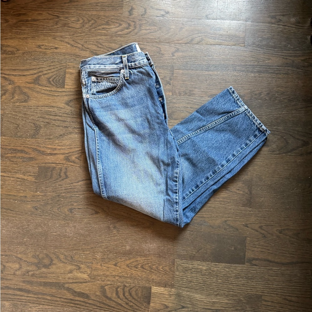 AMO Loverboy Twist Ankle Cropped Jeans - Picture 6 of 8